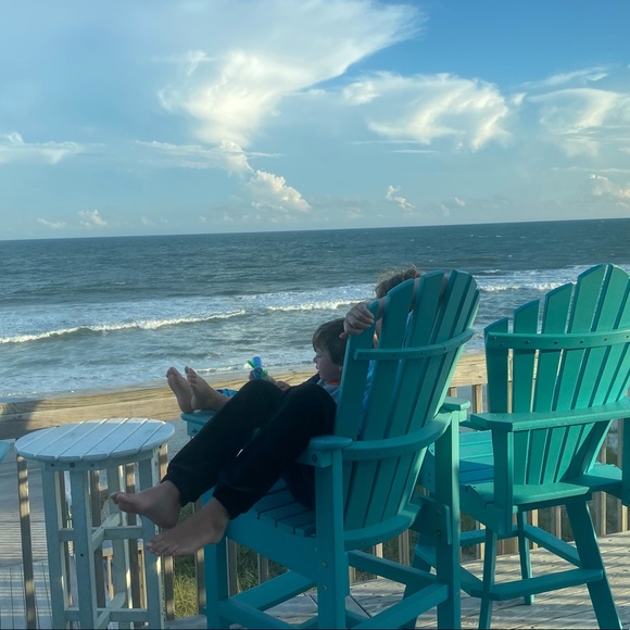 Meet your Posher - Picture 2 of 4